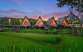 Asmaraloka Villa & Resto